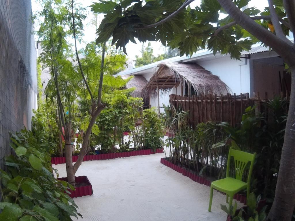Maafushi View Hotell Exteriör bild
